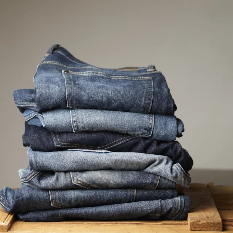 blue-jeans-fabric-details